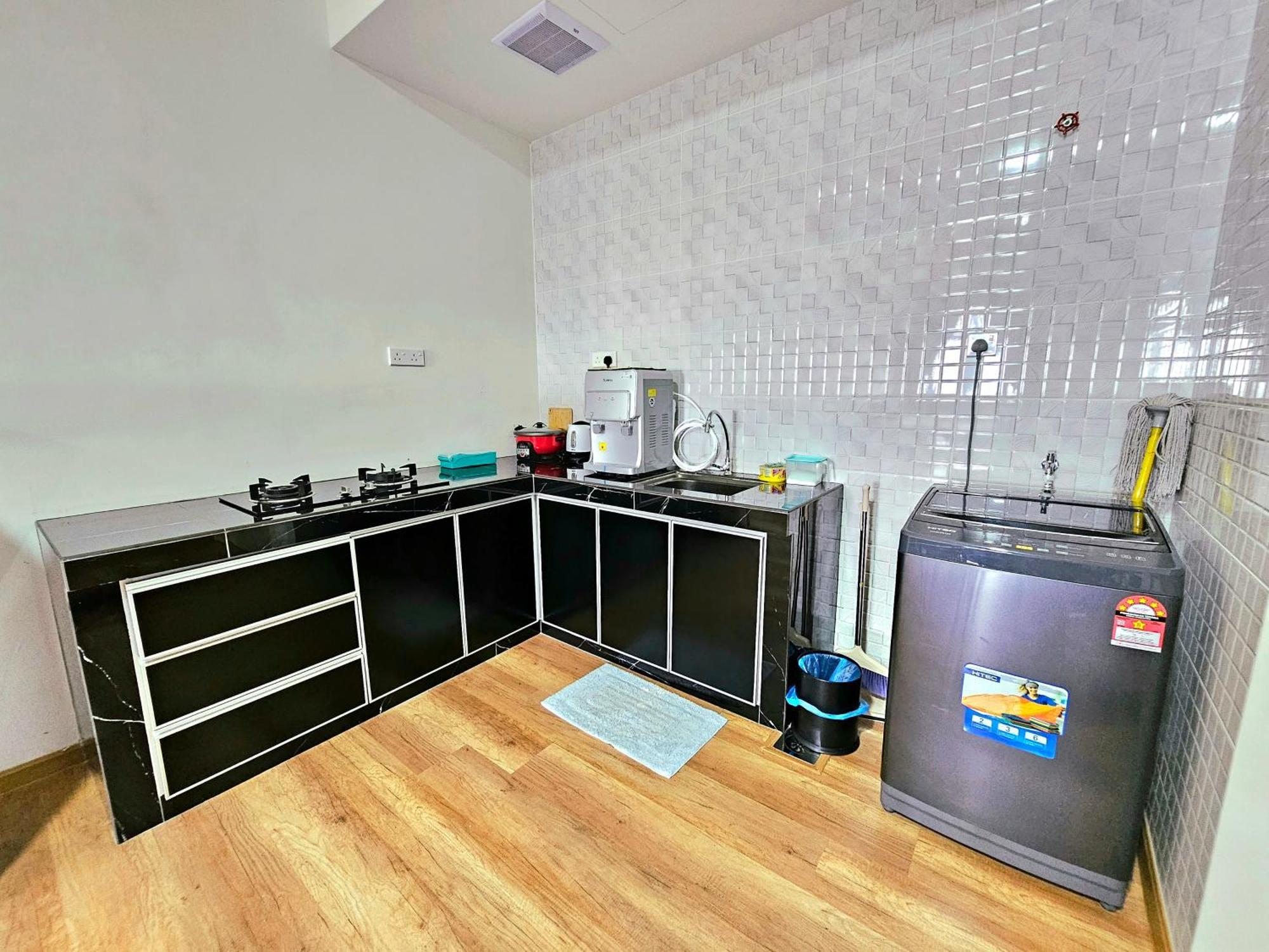 Quartz Residence - Melaka Eksteriør bilde
